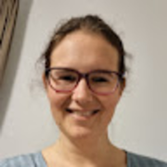 Meet your Posher, Amy - Picture 1 of 1